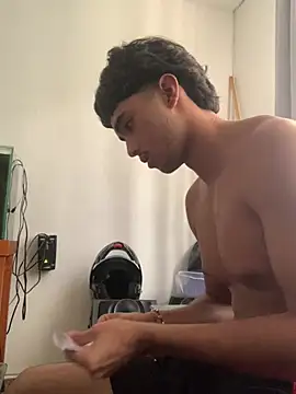 Samore  online show from February 12, 2026, 5:13 pm