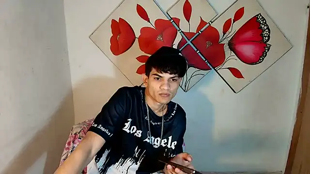 Snapshot of Jesshot_bigcock20cm chatting on July 24, 2026, 3:02 am Jesshot bigcock20cm online show from July 24, 2026, 3:02 am