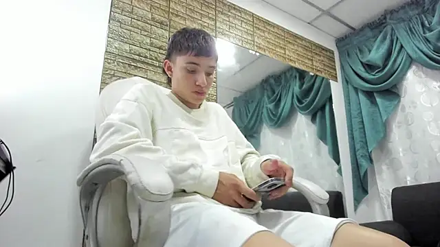 Wesleey-Boy online show from February 19, 2026, 7:05 am