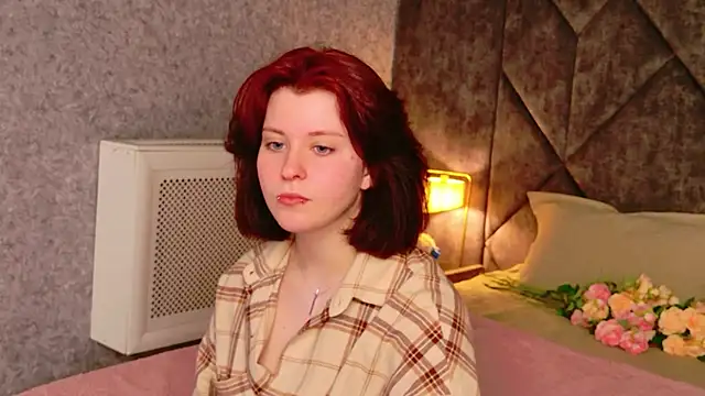 Milana Bold online show from May 12, 2026, 8:37 pm