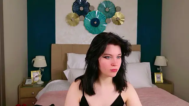 Milana Bold online show from February 5, 2026, 8:26 pm