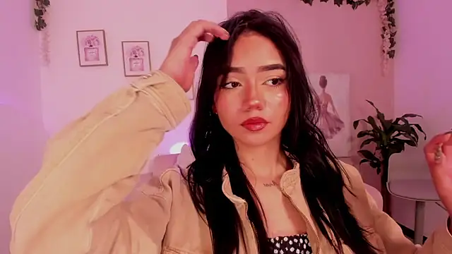 Snapshot of Mila_jenner chatting on February 21, 2026, 5:59 pm Mila jenner online show from February 21, 2026, 5:59 pm