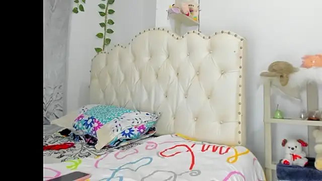 sweet supreme online show from May 16, 2026, 1:59 am