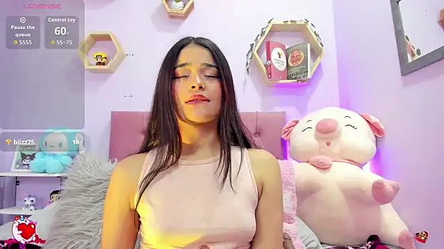 SophieAdamst online show from March 4, 2026, 7:43 pm