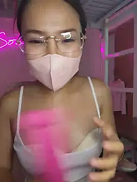 LucyKiss online show from July 2, 2026, 5:24 am