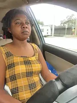 Ebony Queeen online show from April 20, 2026, 2:51 pm