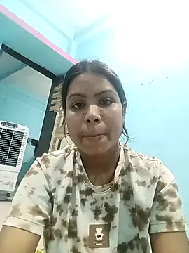 Snapshot of hotcoolcool2 chatting on March 14, 2026, 12:33 pm hotcoolcool2 online show from March 14, 2026, 12:33 pm