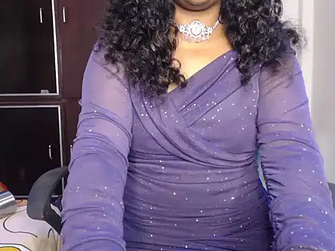 Snapshot of VixenNandhu chatting on March 3, 2026, 4:47 pm VixenNandhu online show from March 3, 2026, 4:47 pm