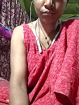 Sweet-runi online show from March 3, 2026, 4:47 pm