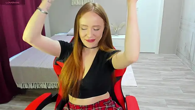 RoseShelton online show from February 8, 2026, 1:14 am