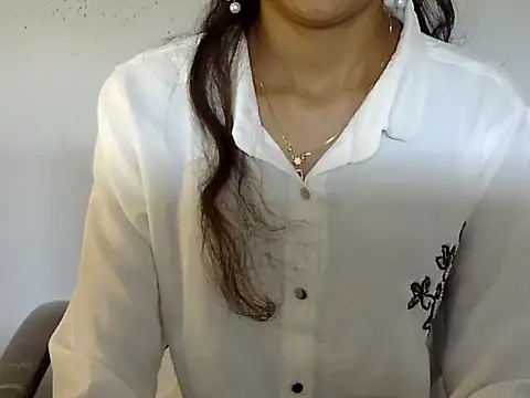 Snapshot of Mehaak_ chatting on August 2, 2026, 8:23 am Mehaak online show from August 2, 2026, 8:23 am