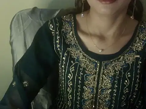 Snapshot of Mehaak_ chatting on May 18, 2026, 7:35 am Mehaak online show from May 18, 2026, 7:35 am