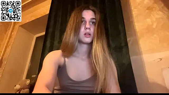 Snapshot of LovelySilk_63 chatting on May 26, 2026, 7:12 pm LovelySilk 63 online show from May 26, 2026, 7:12 pm