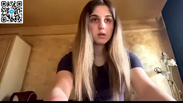 Snapshot of LovelySilk_63 chatting on March 27, 2026, 10:05 am LovelySilk 63 online show from March 27, 2026, 10:05 am