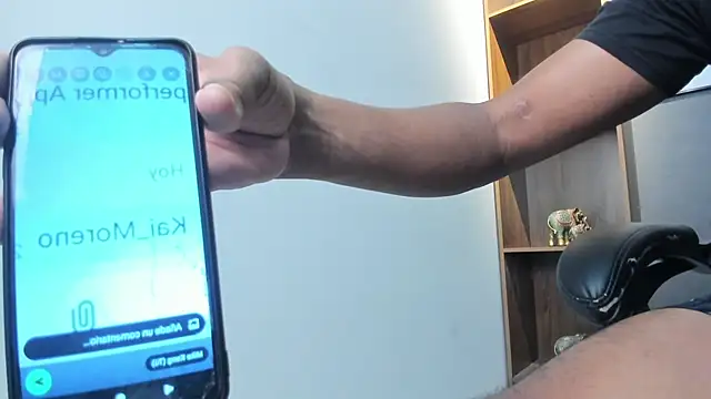 Kai Moreno online show from February 24, 2026, 7:37 pm