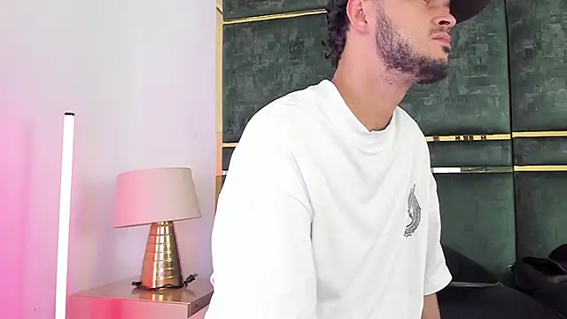 GaelyCoral online show from February 28, 2026, 10:59 am