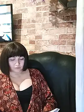 Snapshot of itismyhobby chatting on February 9, 2025, 4:29 pm itismyhobby online show from February 9, 2025, 4:29 pm