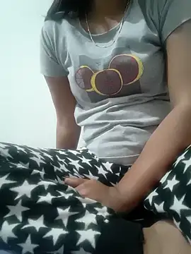 Fantasy Queen94 online show from February 16, 2026, 4:49 pm