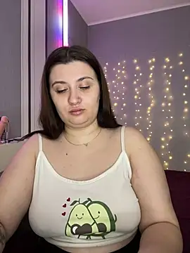 lipsi vikki online show from February 16, 2026, 7:29 am