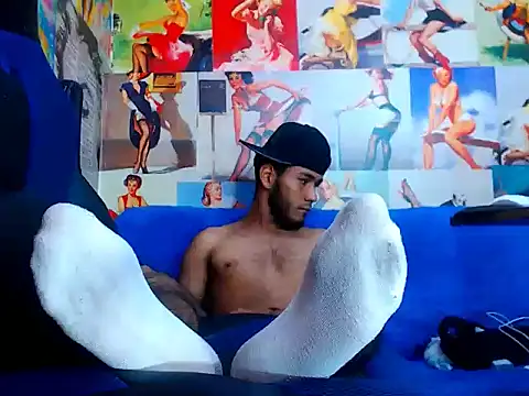 warmNoah online show from April 15, 2026, 7:58 pm