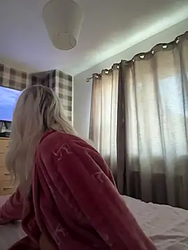 Bethanymaex online show from March 25, 2026, 3:00 pm