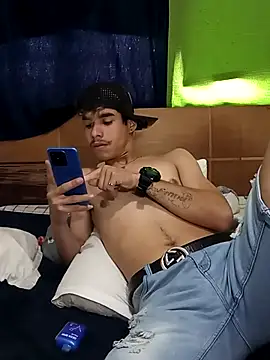 Snapshot of baby_22cm chatting on February 24, 2026, 5:25 pm baby 22cm online show from February 24, 2026, 5:25 pm