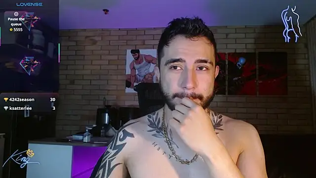 dave wolf7 online show from April 1, 2026, 8:04 am