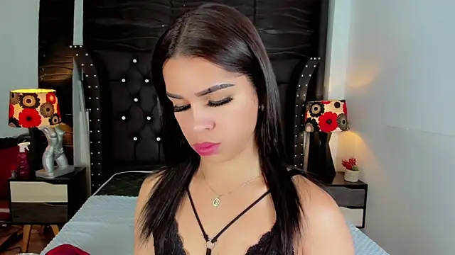 Snapshot of Makeyla_Fox_ chatting on February 24, 2026, 1:01 pm Makeyla Fox online show from February 24, 2026, 1:01 pm