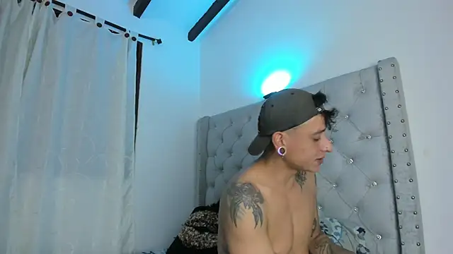 SkinnyDevil12 online show from February 23, 2026, 3:41 am