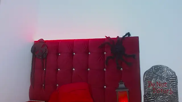 SkinnyDevil12 online show from March 5, 2026, 3:25 am