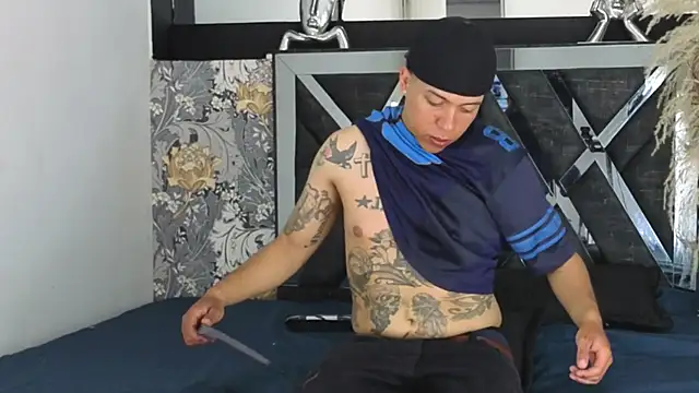 adrian camii online show from March 14, 2026, 9:48 am