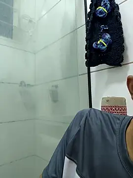 MOREN044 online show from March 22, 2026, 10:55 pm