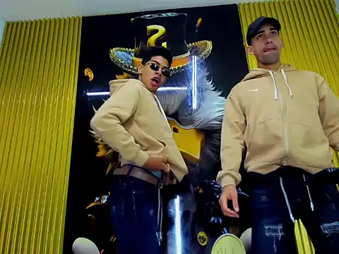 couplehot sex  online show from February 15, 2026, 7:35 pm