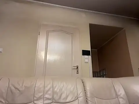 Sophiirose online show from February 10, 2026, 5:23 pm