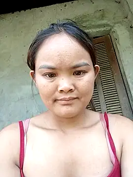 Luminana online show from April 21, 2026, 6:42 am