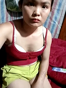 Snapshot of Luminana chatting on May 7, 2026, 1:25 pm Luminana online show from May 7, 2026, 1:25 pm
