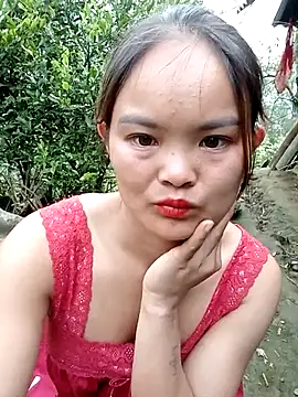 Snapshot of Luminana chatting on May 6, 2026, 11:31 pm Luminana online show from May 6, 2026, 11:31 pm
