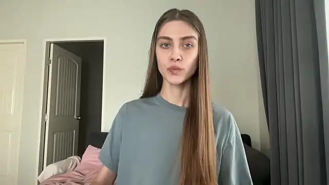 SonyaSweety online show from March 4, 2026, 10:56 am