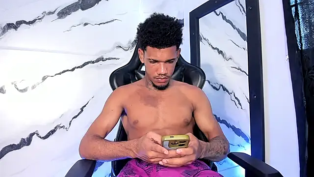 Nehemiaa boy online show from April 19, 2026, 2:29 pm