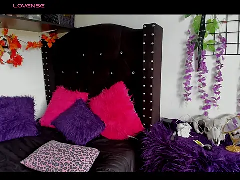 Midory 6 online show from April 17, 2026, 7:06 pm