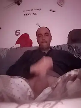 circott online show from February 8, 2026, 7:44 pm