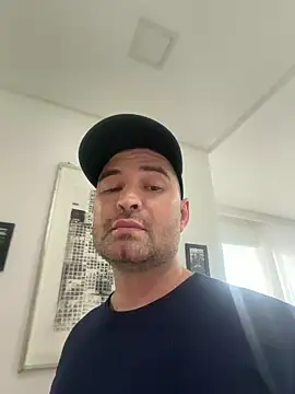 Snapshot of xcoffex chatting on March 14, 2026, 4:35 pm xcoffex online show from March 14, 2026, 4:35 pm