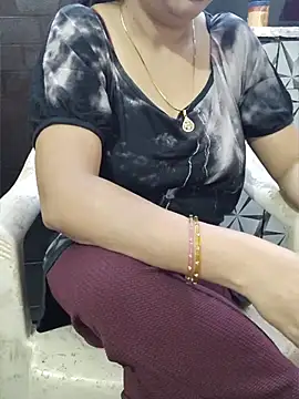 SexybeboX online show from April 17, 2026, 5:43 am