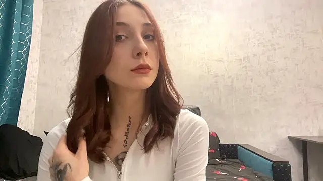 JulissaJoly online show from February 17, 2026, 1:08 pm