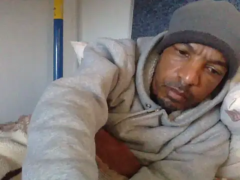 lavelle26 online show from April 28, 2026, 8:08 am