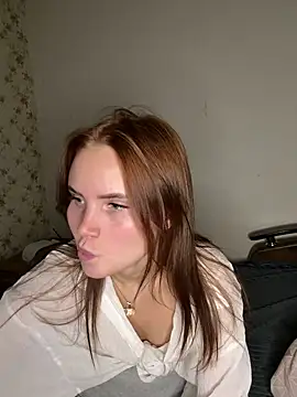 Snapshot of Emma_Songae chatting on March 4, 2026, 6:48 pm Emma Songae online show from March 4, 2026, 6:48 pm