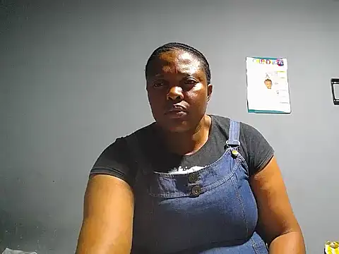 Snapshot of SEXYBUSTYEBONYXX chatting on February 8, 2026, 10:51 pm SEXYBUSTYEBONYXX online show from February 8, 2026, 10:51 pm