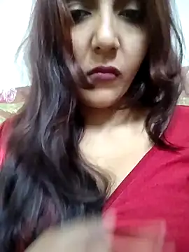 Snapshot of Moody-girl1 chatting on February 16, 2026, 7:40 am Moody-girl1 online show from February 16, 2026, 7:40 am