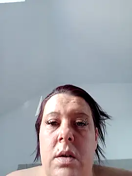 louisa36 online show from April 20, 2026, 8:39 am