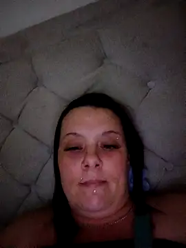 louisa36 online show from February 21, 2026, 8:44 pm